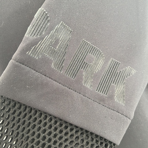 ❌CLEARANCE 🆕 NWOT IVY PARK Black Oversized Black Mesh Side Zip Sweatshirt XS - Picture 6 of 15